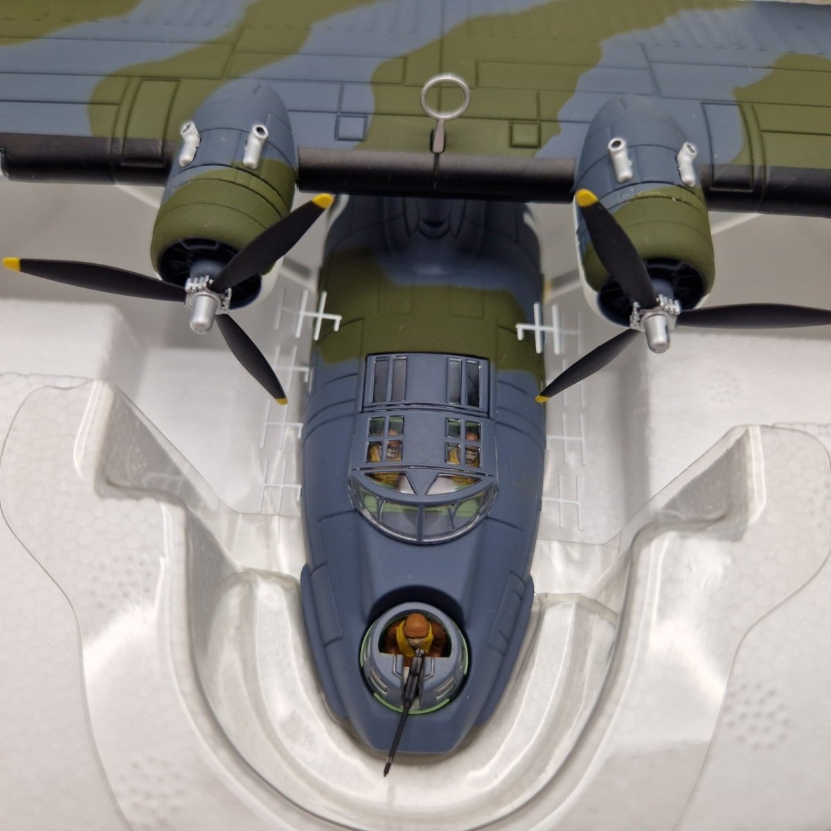 Corgi Aviation Archive 1:72 Catalina, 209 Sqn, Pembroke Dock AA36101