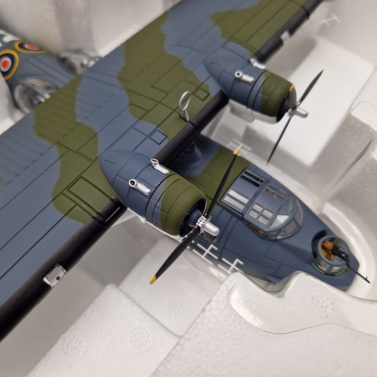 Corgi Aviation Archive 1:72 Catalina, 209 Sqn, Pembroke Dock AA36101