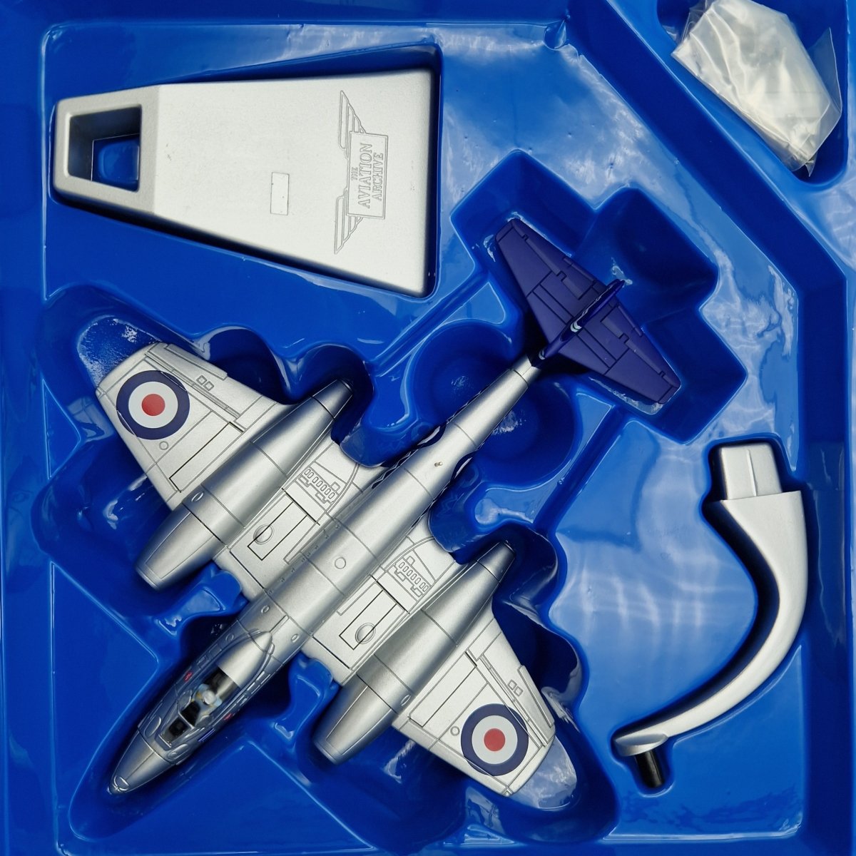 Corgi Aviation Archive 1:72 Gloster Meteor, No 500 Sqn, AA35001 - Corgi