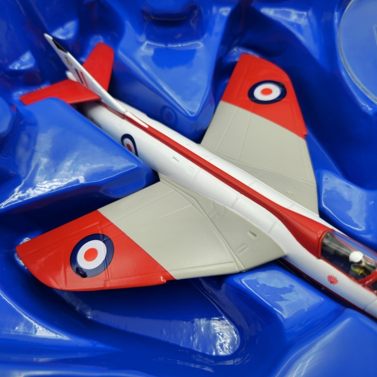 Corgi Aviation Archive 1:72 Hawker Hunter Mk6 4FTS 1973 Diecast Model 49803 - Corgi