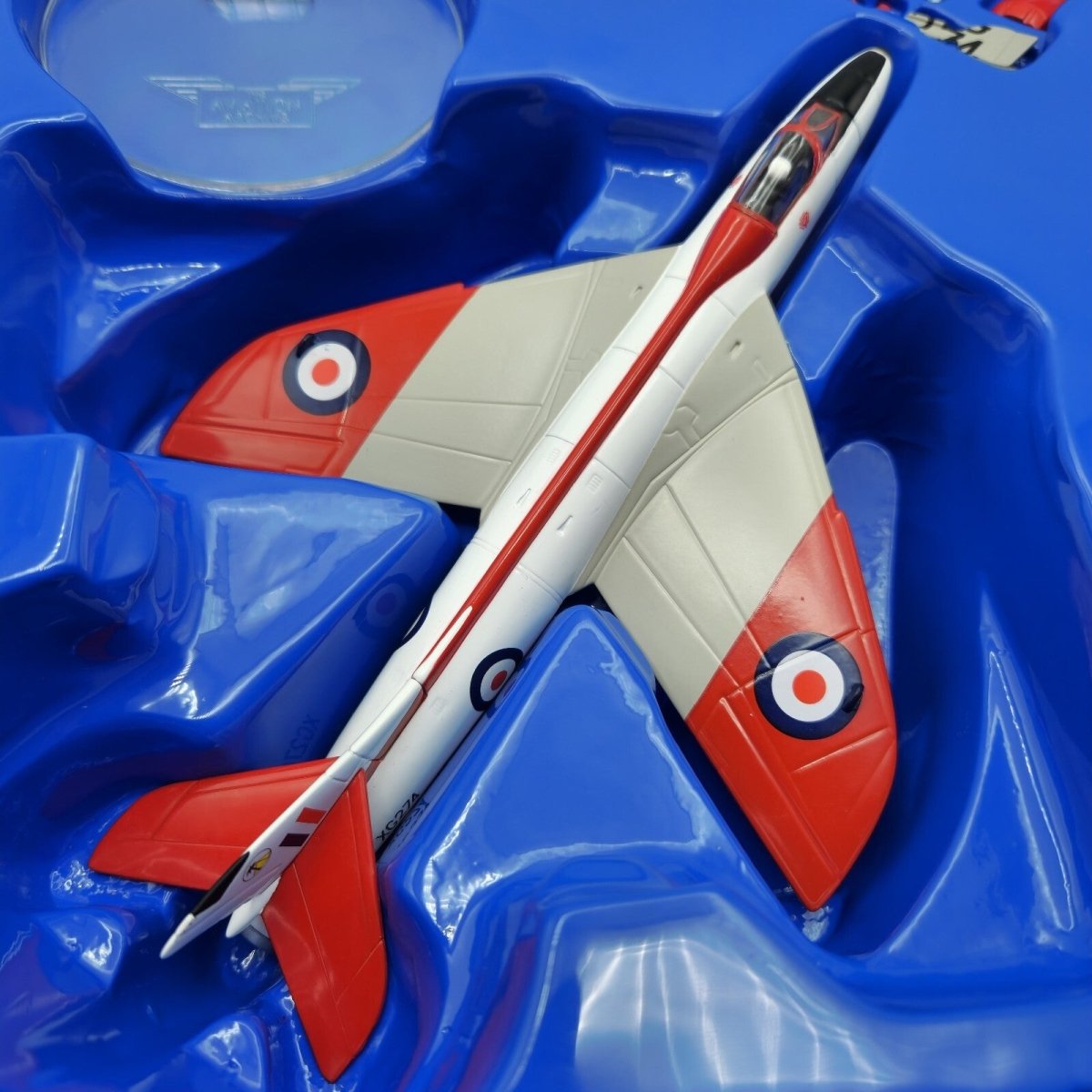 Corgi Aviation Archive 1:72 Hawker Hunter Mk6 4FTS 1973 Diecast Model 49803 - Corgi
