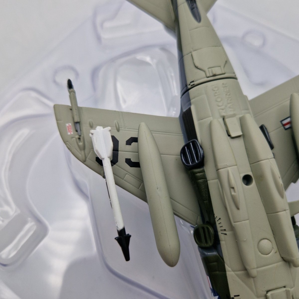 Corgi Aviation Archive 1:72 Hawker Siddeley AV - 8A Harrier, US Marine Corps, Diecast Aircraft AA32403 - Corgi
