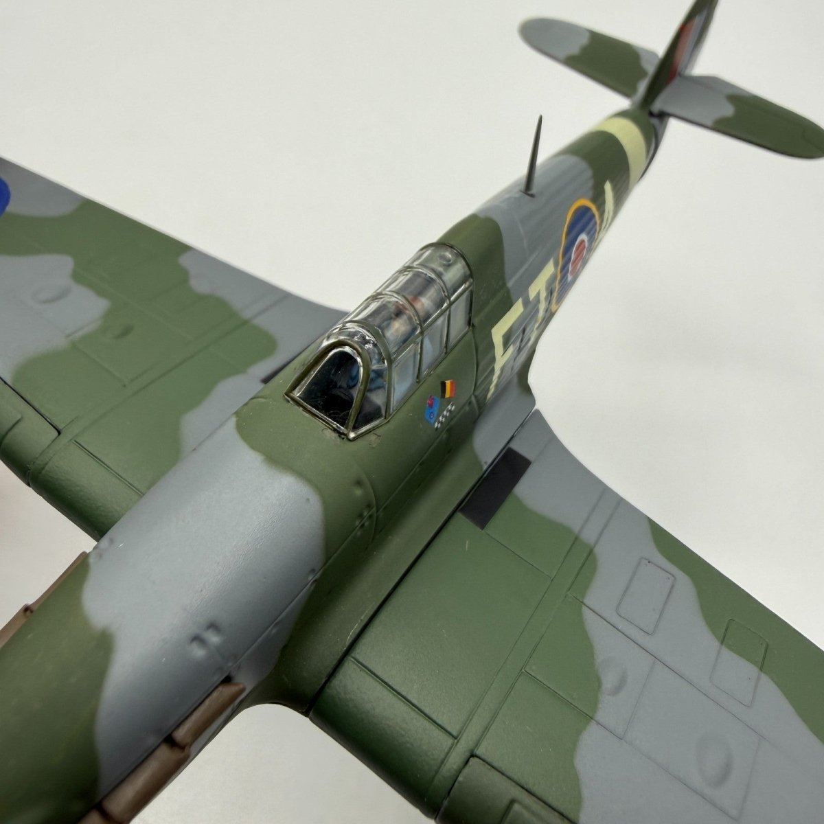 Corgi Aviation Archive 1:72 Hurricane MK.IIC, 43 Sqn RAF, Diecast Model AA39702A - Corgi