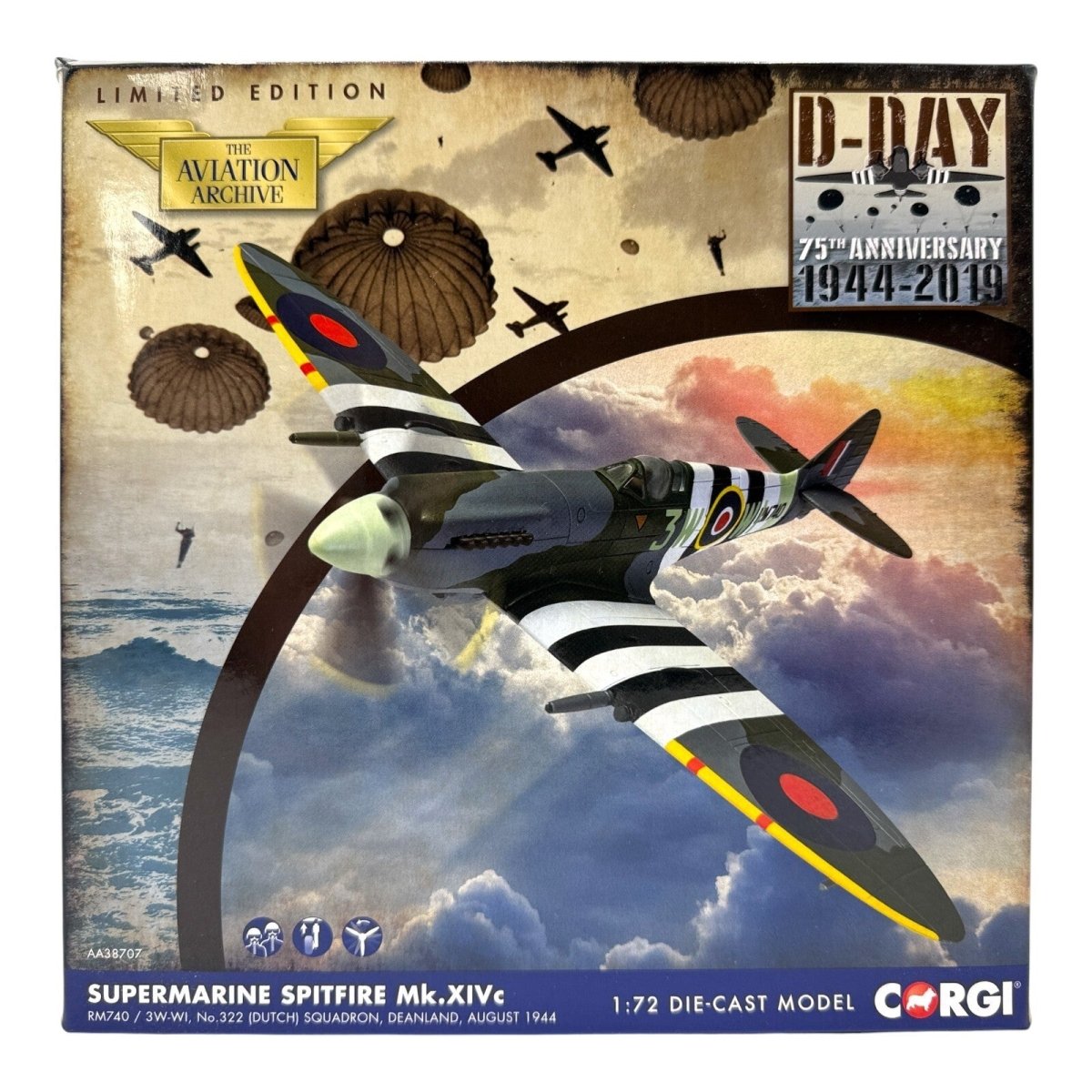 Corgi Aviation Archive 1:72 Spitfire Mk.XIVc, 322 Dutch Sqn, 1944, AA38707 - Corgi