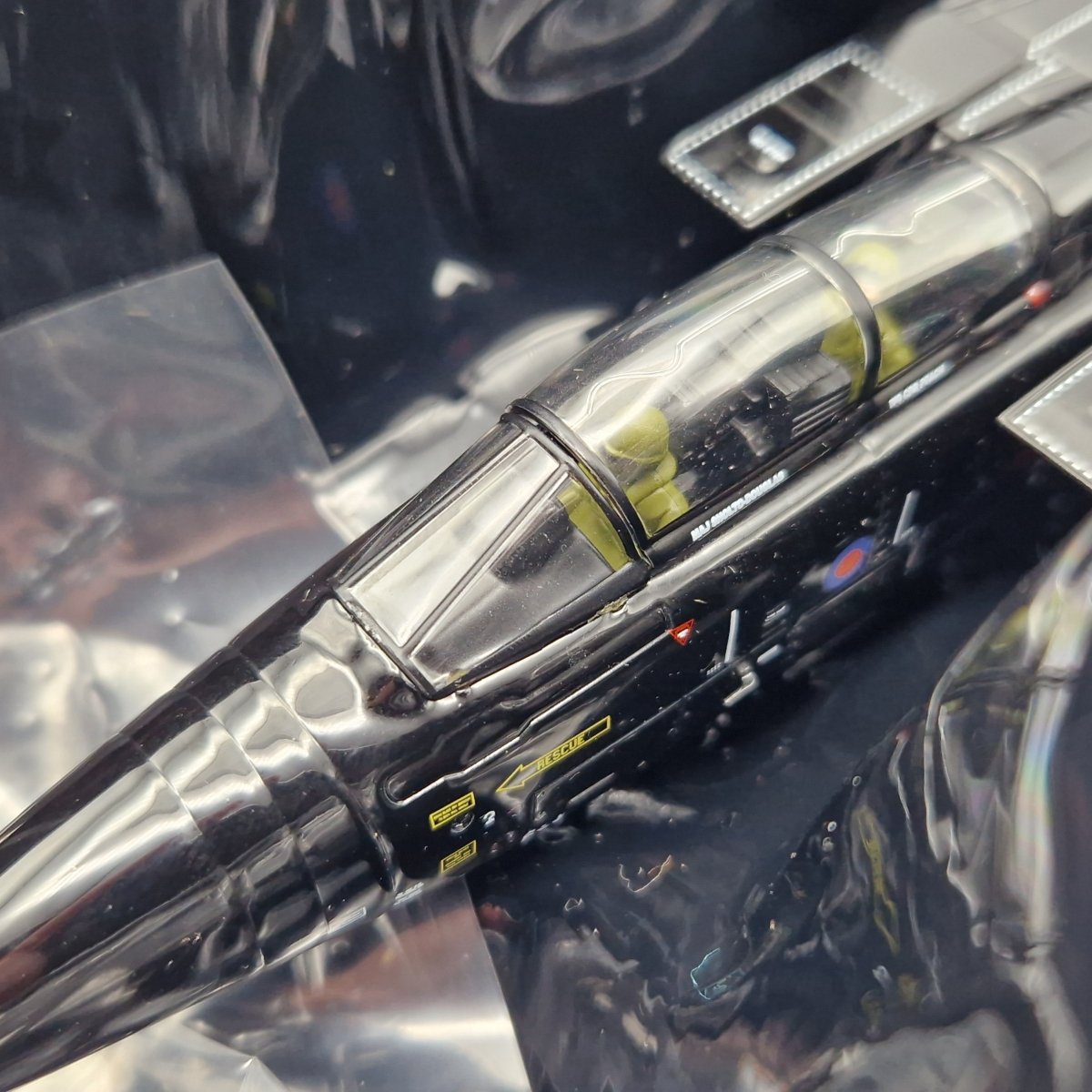 Corgi Aviation Archive 1:72 Tornado F3, RAF 90th Anniversary Scheme AA39802 - Corgi