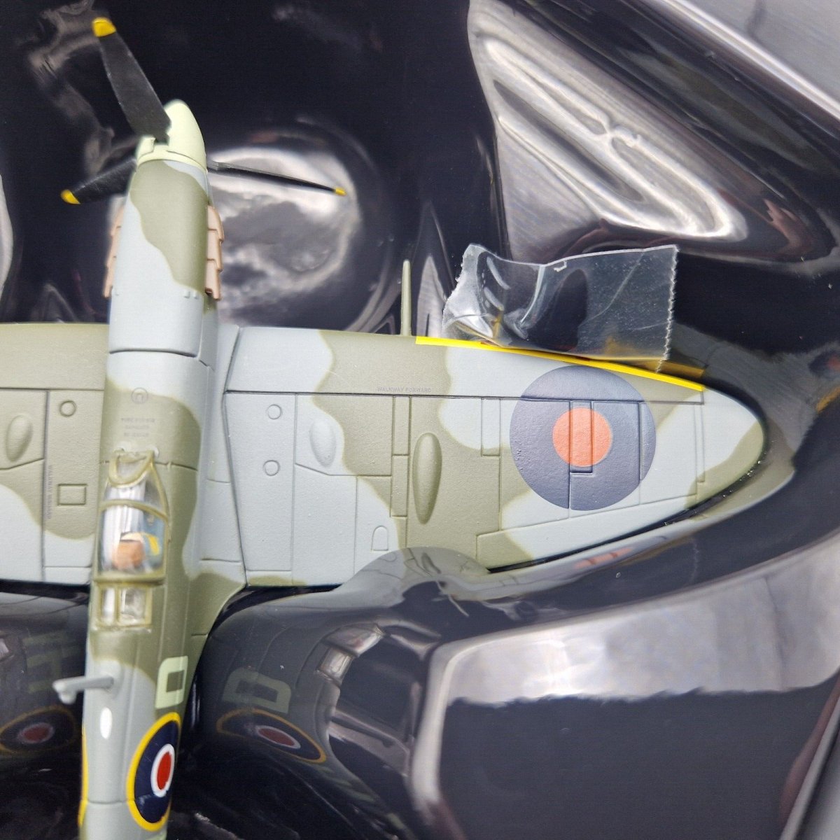 Corgi Aviation Archive 1:72 Spitfire Mk.Vb Per Bergsland 1942 Diecast AA31934B - Corgi