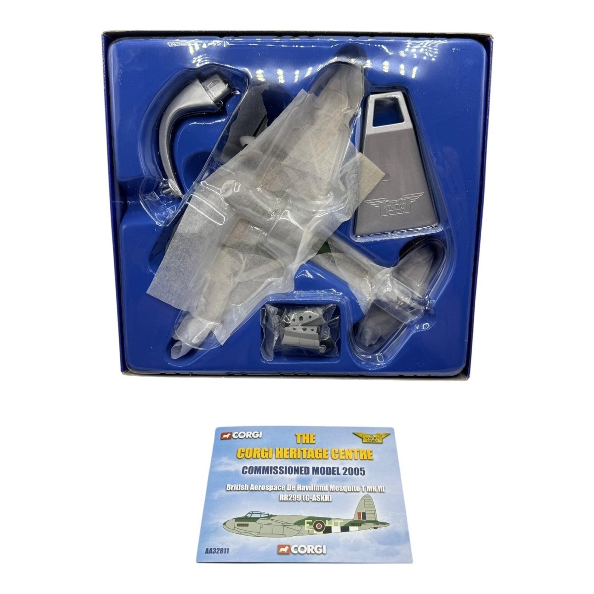 Corgi Aviation Archive AA32811 1:72 De Havilland Mosquito T.MkIII RR299 HT - E RAF - Corgi