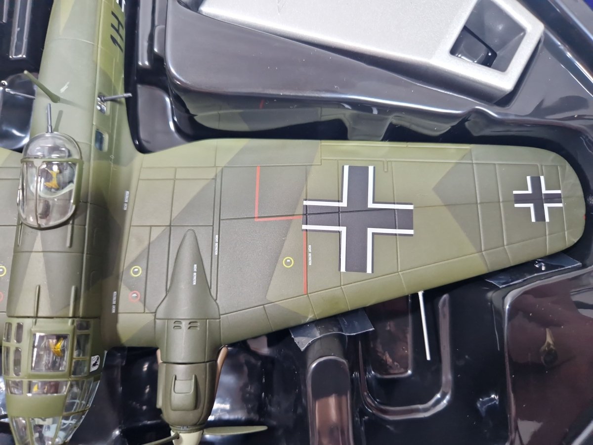 Corgi Aviation Archive 1:72 Heinkel HE111 H - 2 'The Humbie Heinkel' October 1939 AA33717 - Corgi