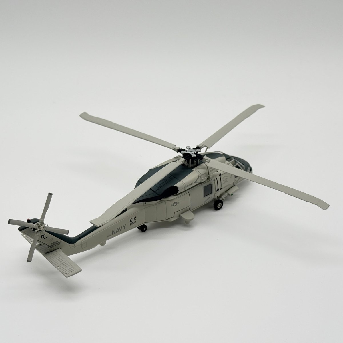 Corgi Aviation US35906 1:72 Sikorsky SH - 60F Ocean Hawk HS - 7 Dusty Dogs - Corgi