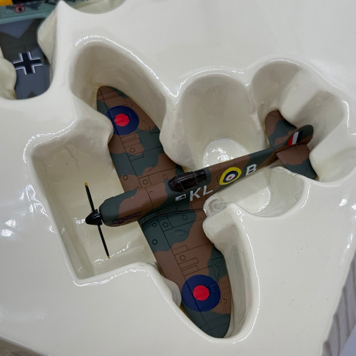 Corgi CS90025 Their Finest Hour Battle of Britain Spitfire Bf 109 AEC Matador Morris Ambulance 4-Piece Set - Corgi