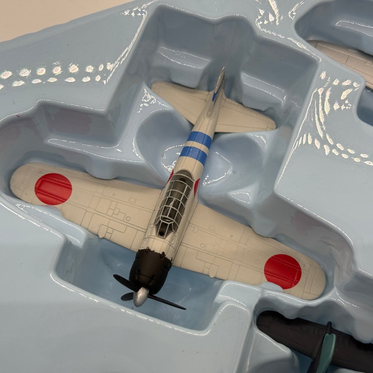 Corgi CSFS01006 Fighter Scramble Spitfire Zero P-51D Mustang Bf 109 P-38 Lightning F4U Corsair 6-Plane Set - Corgi