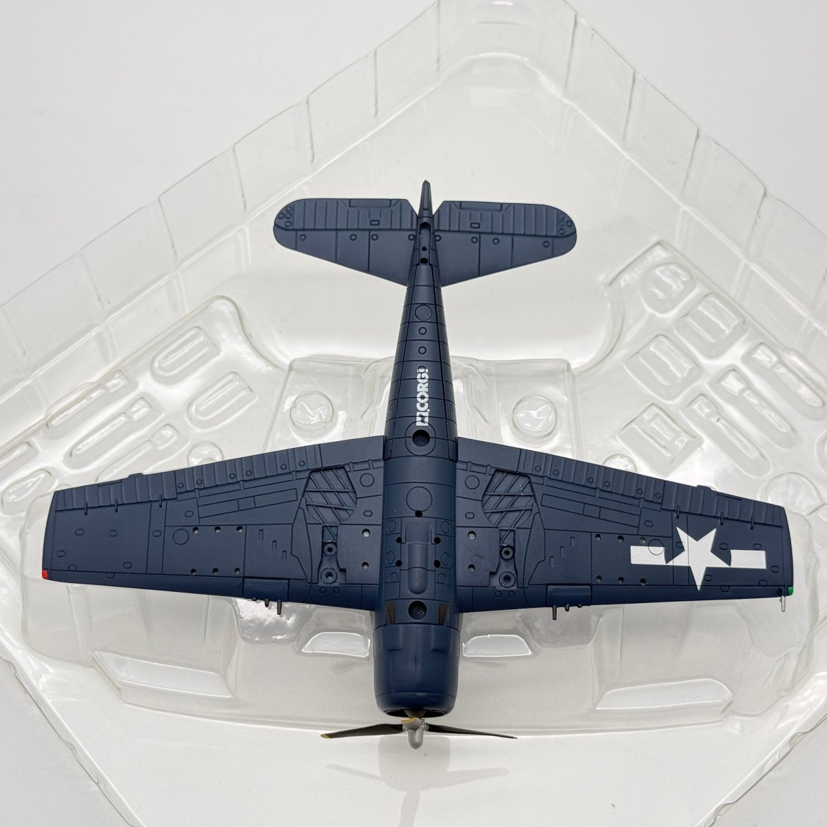 Corgi PR99402 1:72 Grumman F6F-5 Hellcat Minsi III David McCampbell USS Essex 1944 - Corgi