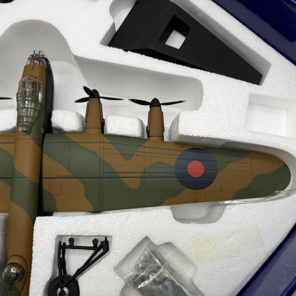 Corgi US32622F 1:72 Avro Lancaster RCAF No.419 Sqn Mynarski VC VR-A *ISSUES* - Corgi