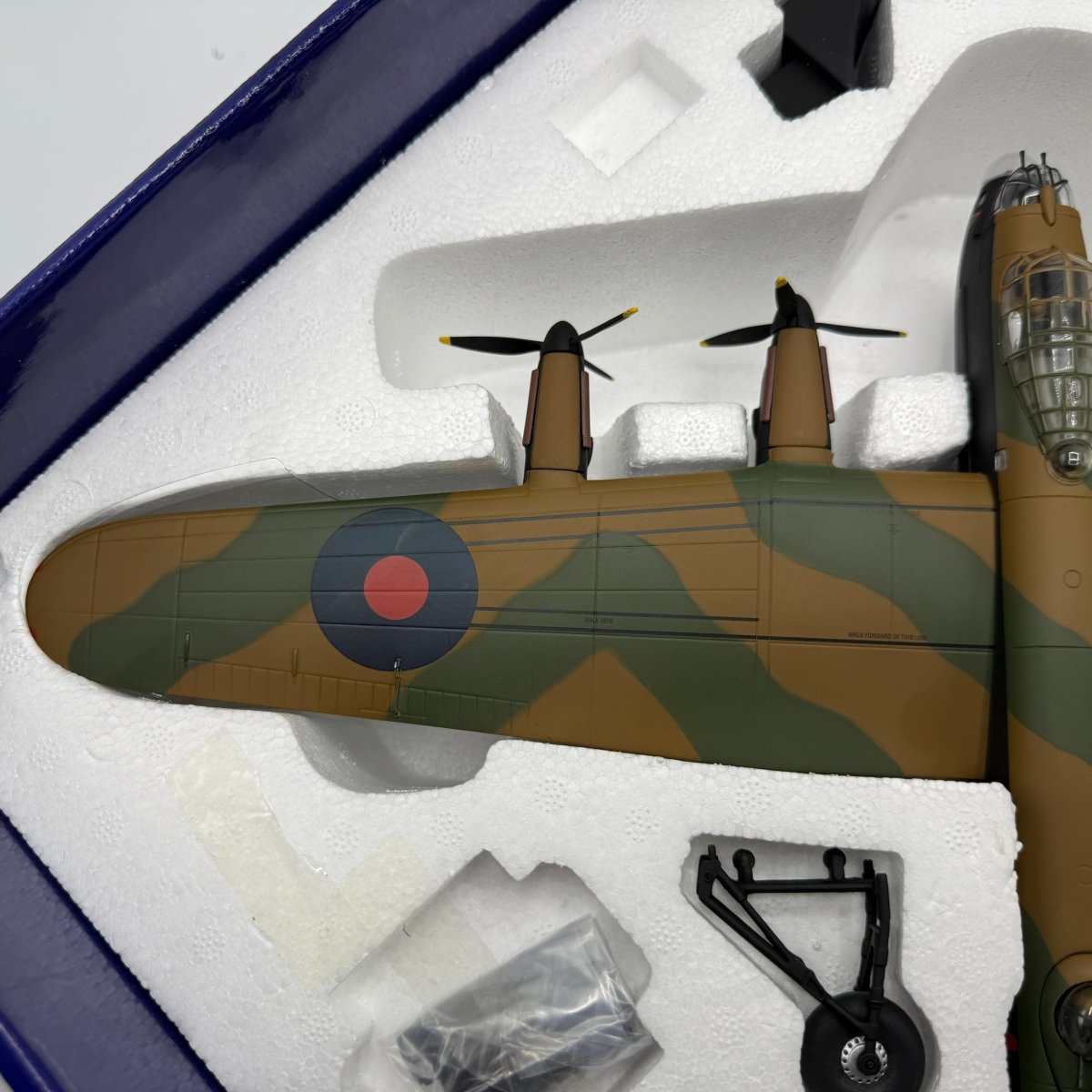Corgi US32622F 1:72 Avro Lancaster RCAF No.419 Sqn Mynarski VC VR-A *ISSUES* - Corgi