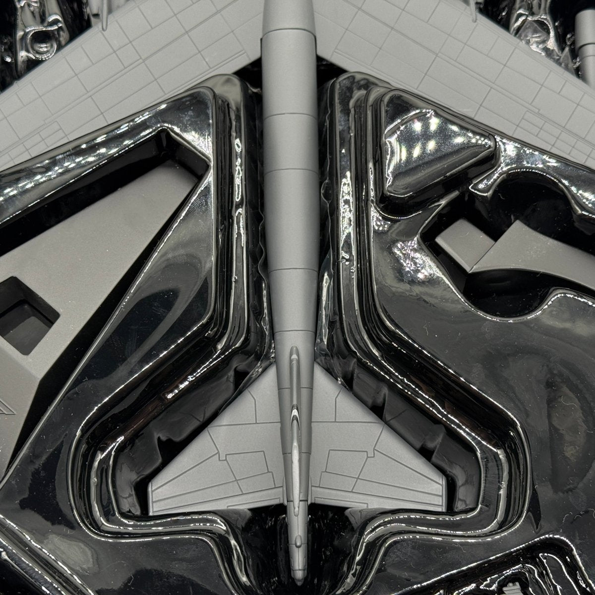 Corgi US33508 1:144 Boeing B-52H Stratofortress USAF SAC 7th BW 1990 - Corgi