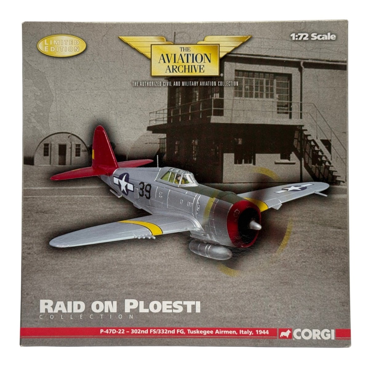Corgi US33813 1:72 Republic P-47D Thunderbolt White 22 302nd FS 332nd FG Italy 1944 - Corgi