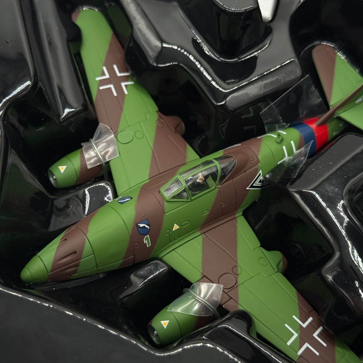 Corgi US35705 1:72 Messerschmitt Me 262A Luftwaffe III./JG 7 Green 1 Rudolf Sinner Germany 1945 - Corgi