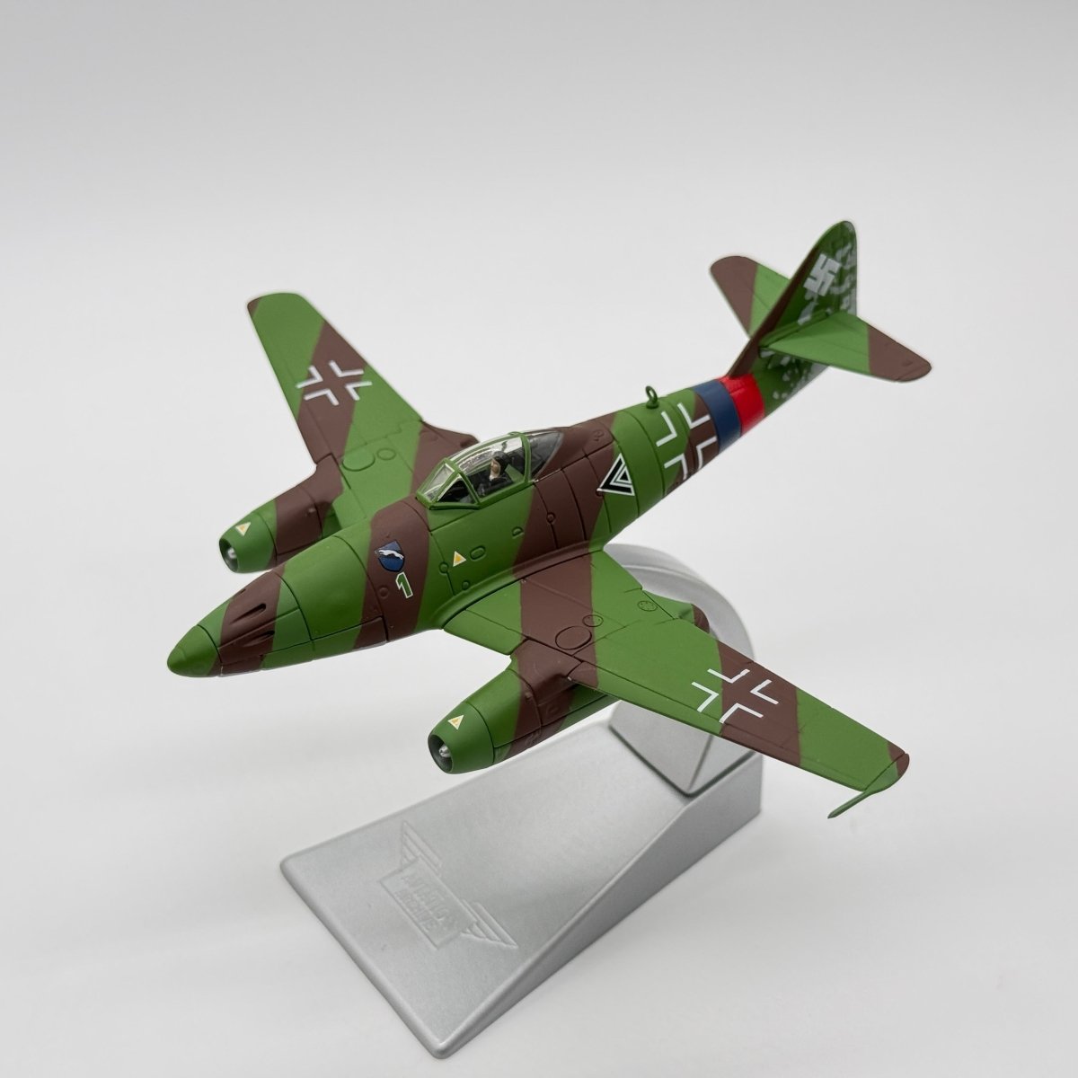 Corgi US35705 1:72 Messerschmitt Me 262A Luftwaffe III./JG 7 Green 1 Rudolf Sinner Germany 1945 - Corgi