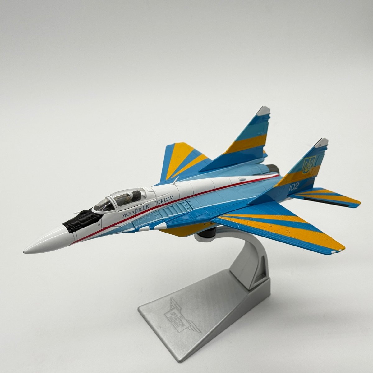 Corgi US37505 1:72 Mikoyan MiG-29 Fulcrum-C Ukrainian Falcons RIAT RAF Fairford 1997 - Corgi
