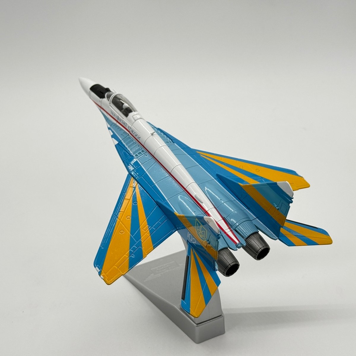 Corgi US37505 1:72 Mikoyan MiG-29 Fulcrum-C Ukrainian Falcons RIAT RAF Fairford 1997 - Corgi