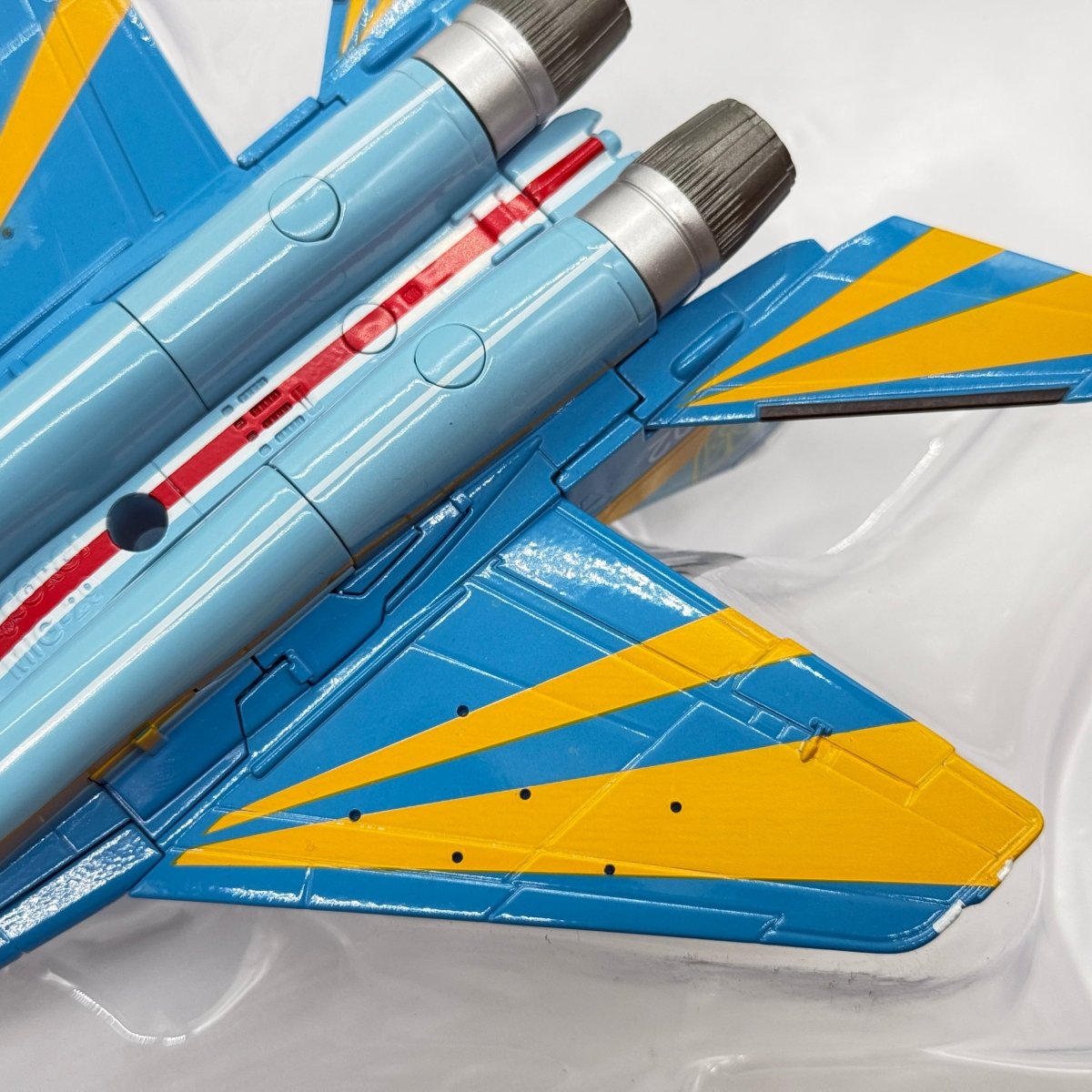 Corgi US37505 1:72 Mikoyan MiG-29 Fulcrum-C Ukrainian Falcons RIAT RAF Fairford 1997 - Corgi