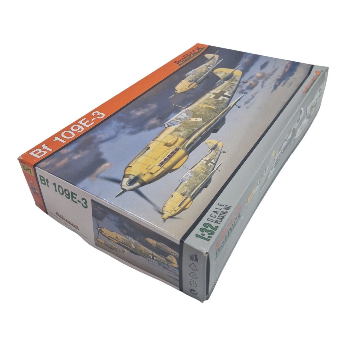 Eduard Profipak 1:32 Messerschmitt Bf 109e - 3 Plastic Model Kit #3002 - Eduard