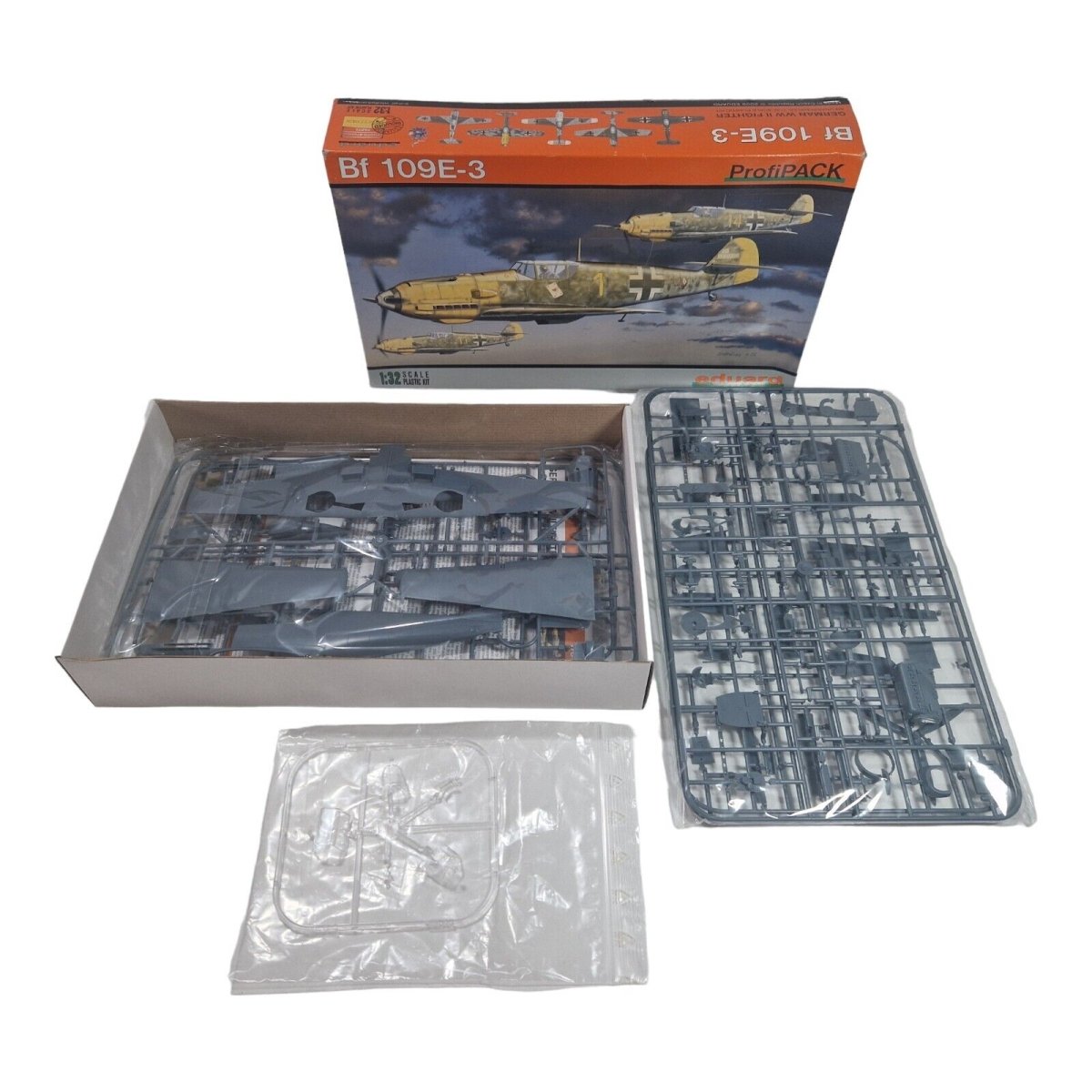 Eduard Profipak 1:32 Messerschmitt Bf 109e - 3 Plastic Model Kit #3002 - Eduard
