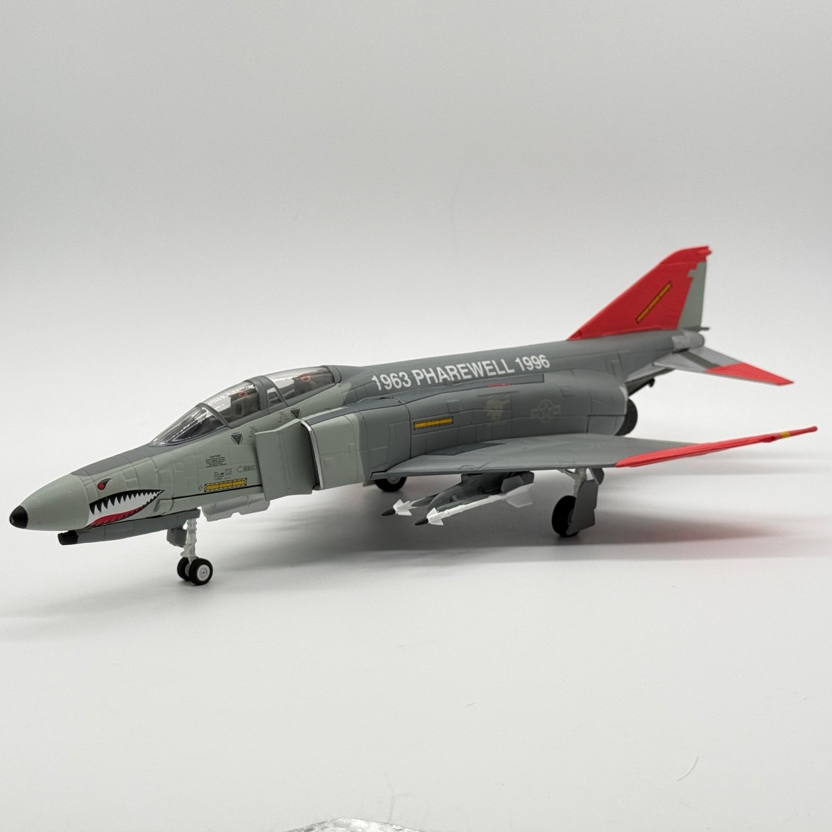 Franklin Mint 98094 1:48 McDonnell Douglas F-4 Phantom II USAF Phantom Pharewell 1963-1996 - Franklin Mint
