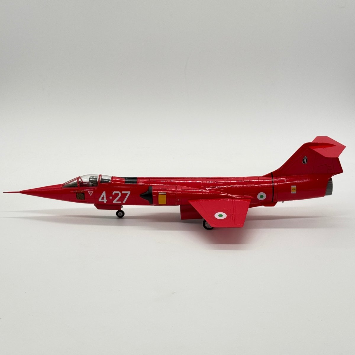 Franklin Mint 98124 1:48 Lockheed F-104G Starfighter Aeronautica Militare 4-27 Ferrari Red Special Scheme - Franklin Mint