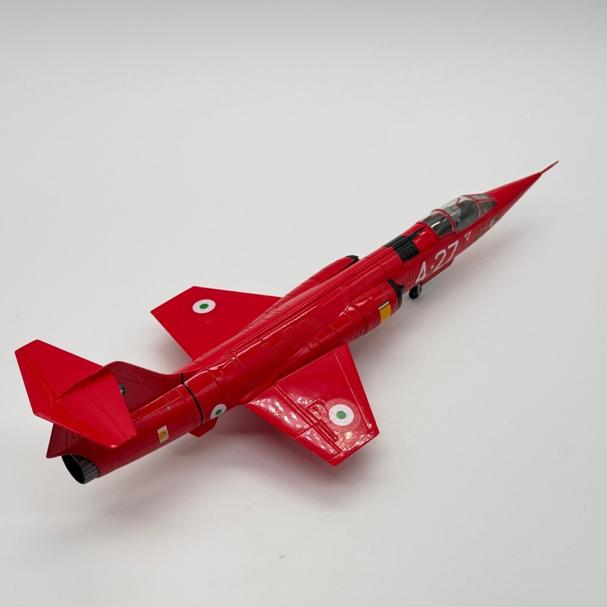 Franklin Mint 98124 1:48 Lockheed F-104G Starfighter Aeronautica Militare 4-27 Ferrari Red Special Scheme - Franklin Mint