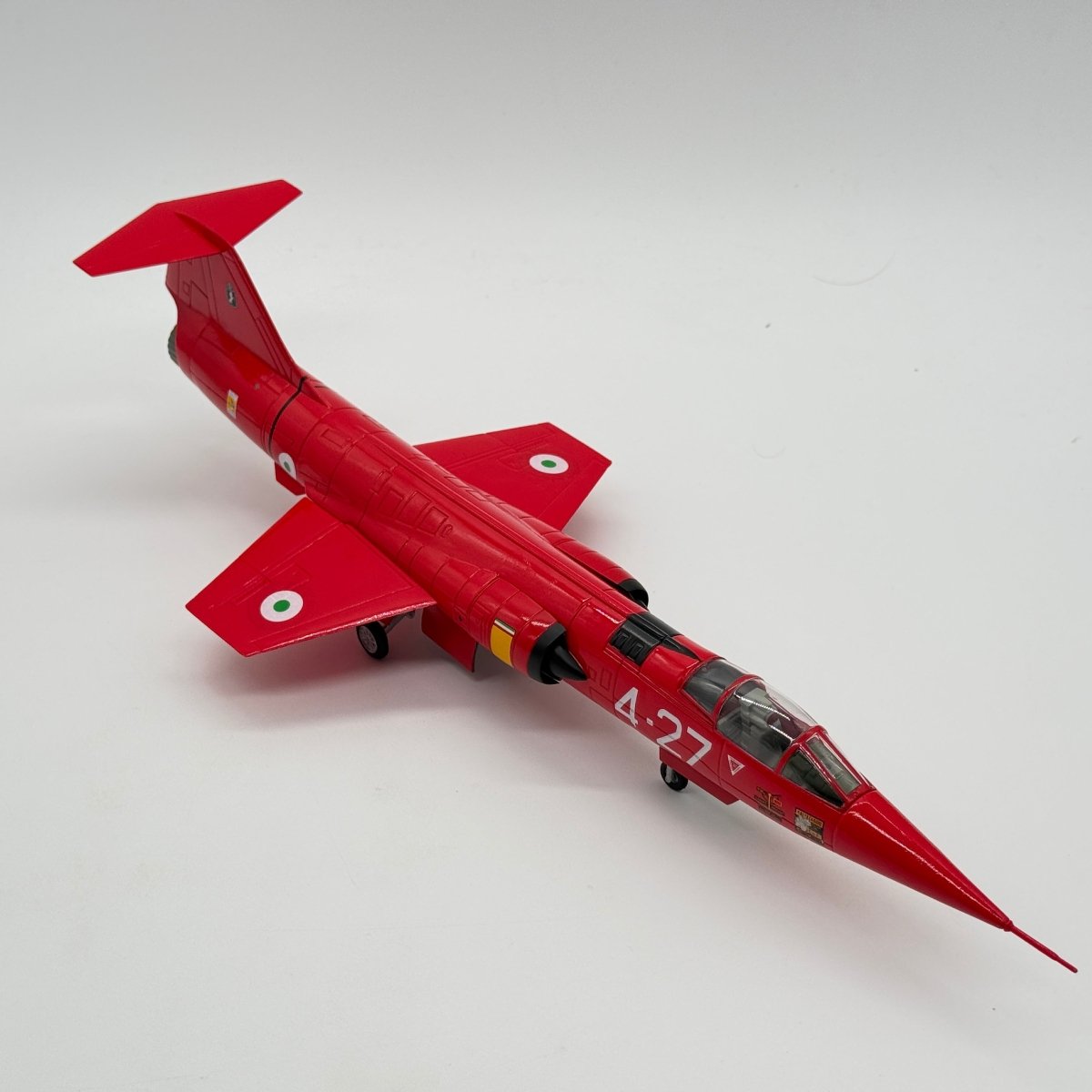Franklin Mint 98124 1:48 Lockheed F-104G Starfighter Aeronautica Militare 4-27 Ferrari Red Special Scheme - Franklin Mint