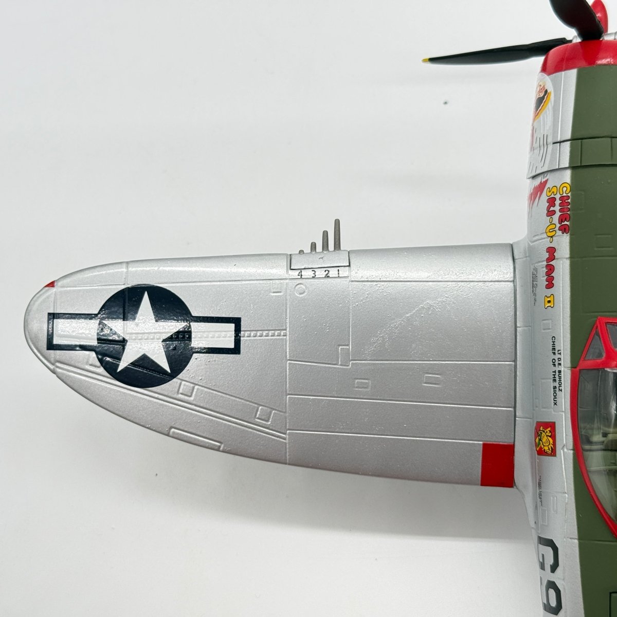 Franklin Mint 98144 1:48 Republic P-47D Thunderbolt Chief Ski-U-Mah II Lt Duane Buholz 509th FS 405th FG WWII - Franklin Mint