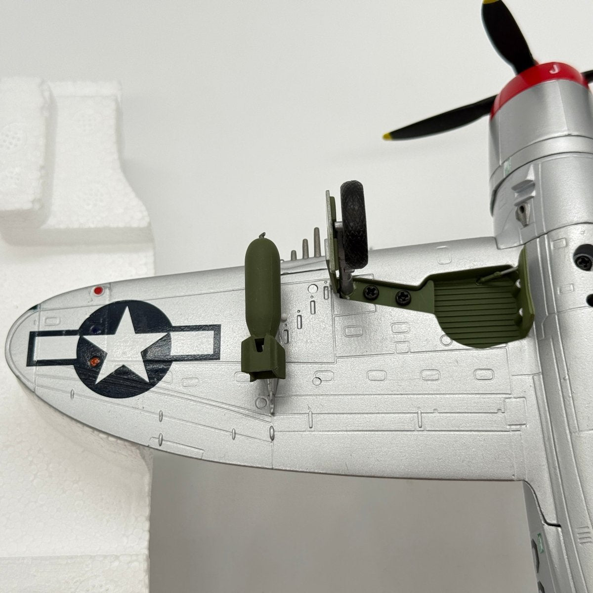 Franklin Mint 98144 1:48 Republic P-47D Thunderbolt Chief Ski-U-Mah II Lt Duane Buholz 509th FS 405th FG WWII - Franklin Mint