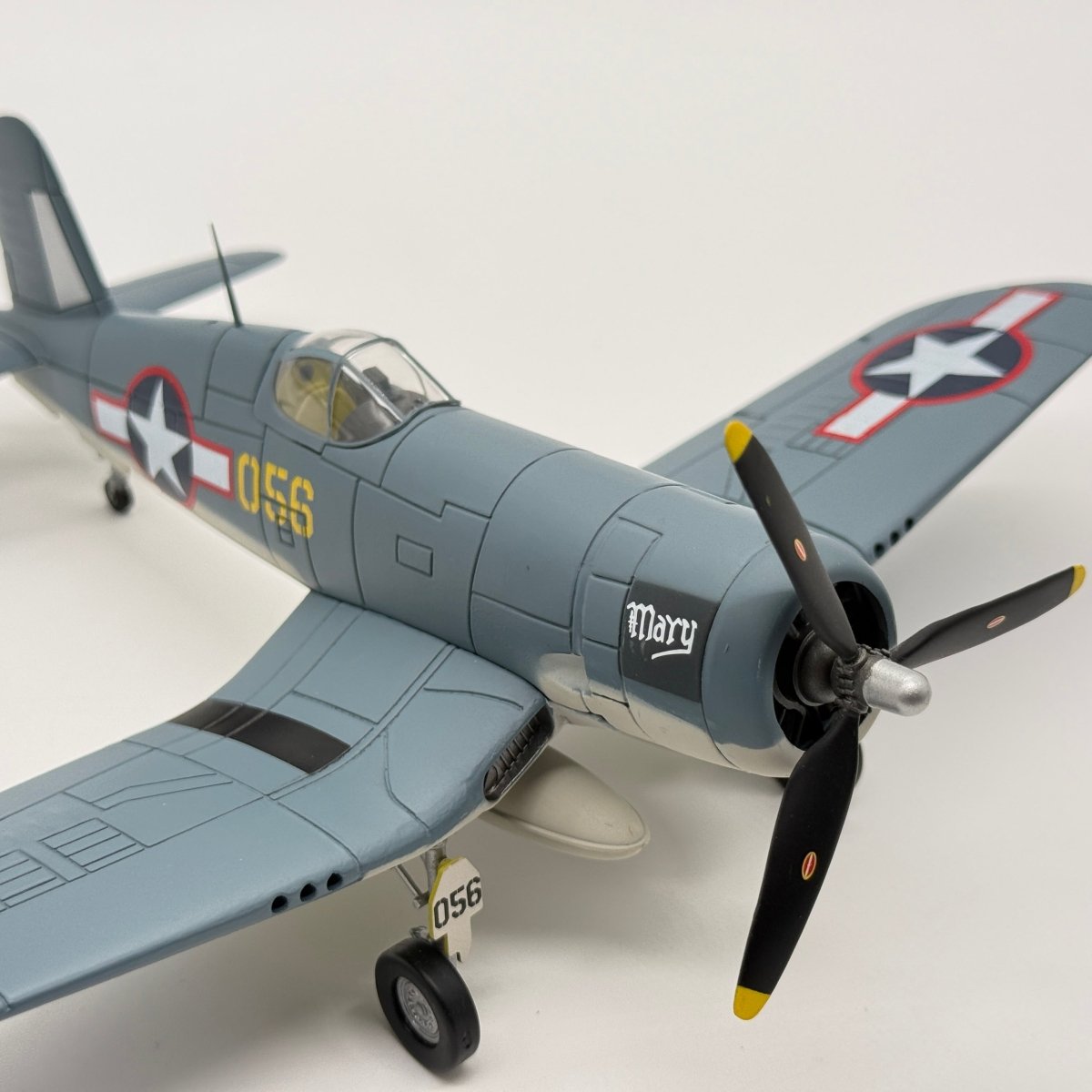 Franklin Mint ART 98091 1:48 FG-1A F4U Corsair Mary USMC VMF-121 056 Francis Pierce Peleliu 1944 - Franklin Mint