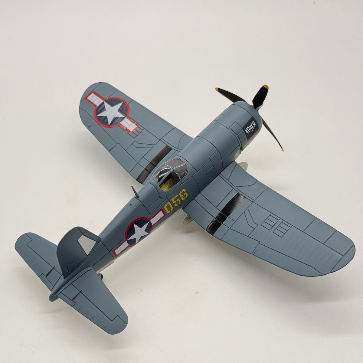 Franklin Mint ART 98091 1:48 FG-1A F4U Corsair Mary USMC VMF-121 056 Francis Pierce Peleliu 1944 - Franklin Mint