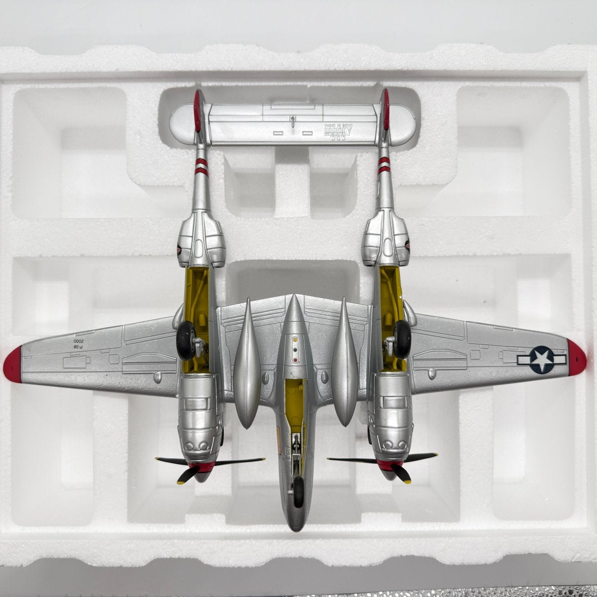 Franklin Mint ART 98113 1:48 Lockheed P-38 Lightning Pudgy V Thomas McGuire 431st FS *FLAWED* - Franklin Mint
