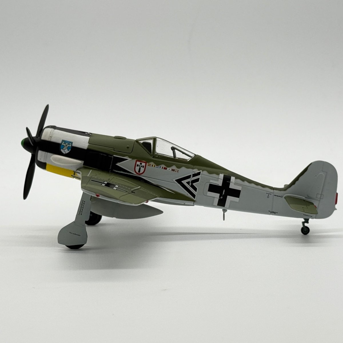 Franklin Mint B11B586 1:48 Focke-Wulf Fw 190A-4 Fritz Losigkeit I./JG 1 Deelen Holland 1943 - Franklin Mint
