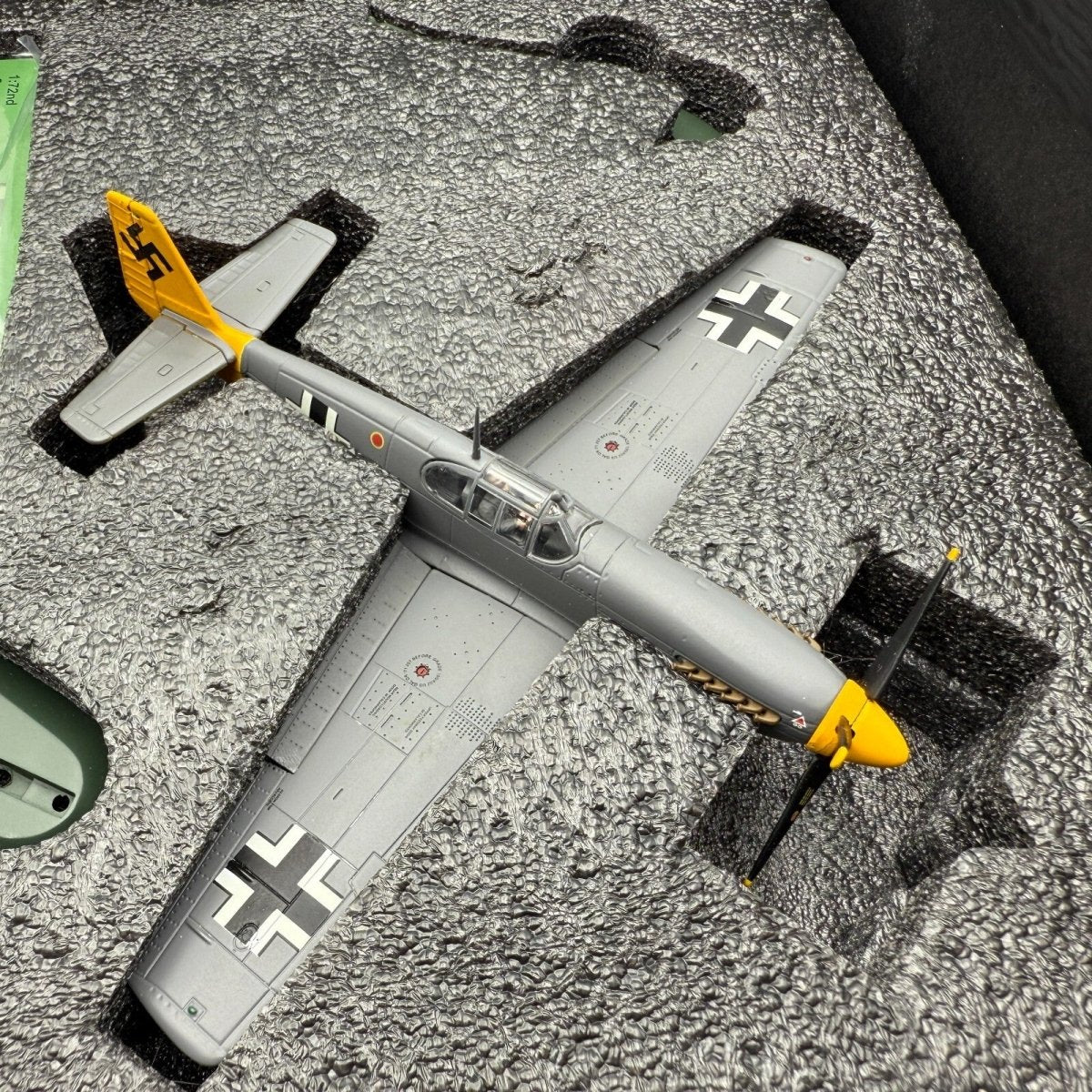 Gemini Aces 1:72 P-51B Mustang 'Wanderzikus' Captured Mustang GALFT200