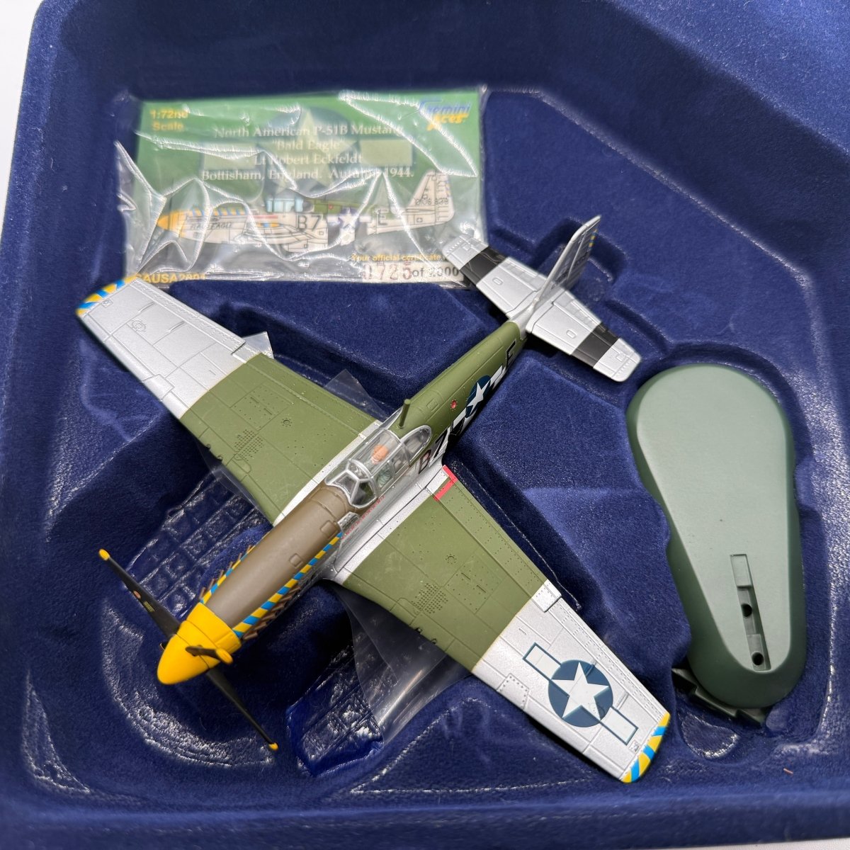 Gemini Aces GAUSA2001 1:72 P - 51B Bald Eagle RAF Bottisham - Gemini Aces