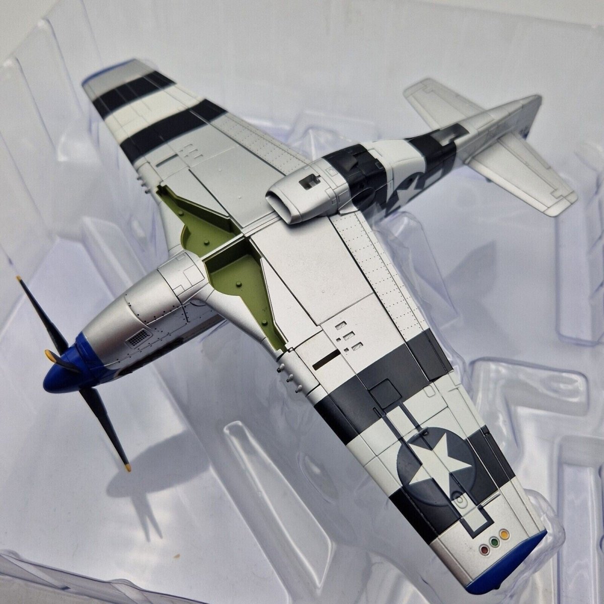 Hobby Master 1:48 P - 51D Mustang, Jumpin Jacques 1945, Diecast Model HA7740, Ex - display - Hobby Master