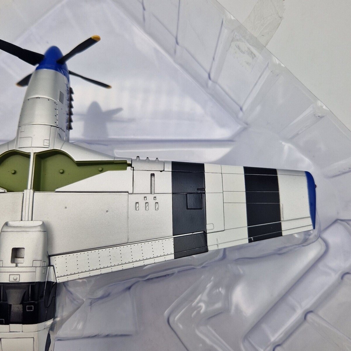 Hobby Master 1:48 P - 51D Mustang, Jumpin Jacques 1945, Diecast Model HA7740, Ex - display - Hobby Master