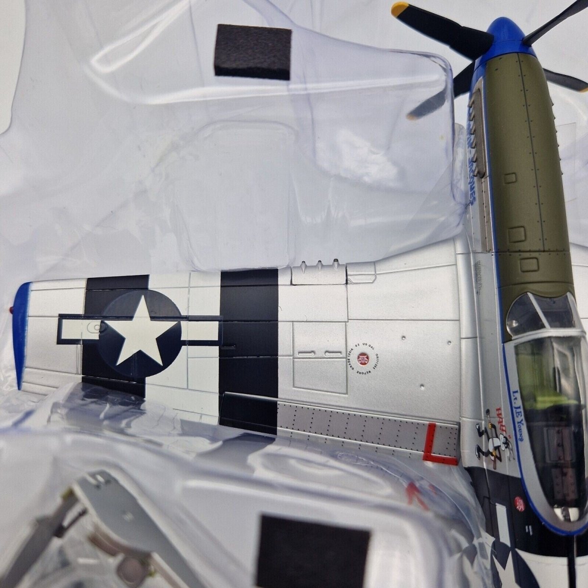 Hobby Master 1:48 P - 51D Mustang, Jumpin Jacques 1945, Diecast Model HA7740, Ex - display - Hobby Master