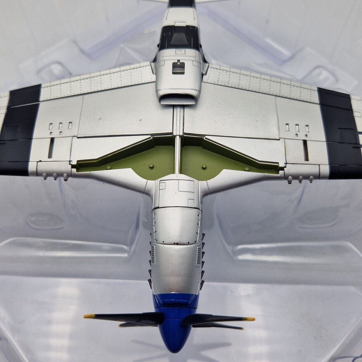 Hobby Master 1:48 P - 51D Mustang, Jumpin Jacques 1945, Diecast Model HA7740, Ex - display - Hobby Master