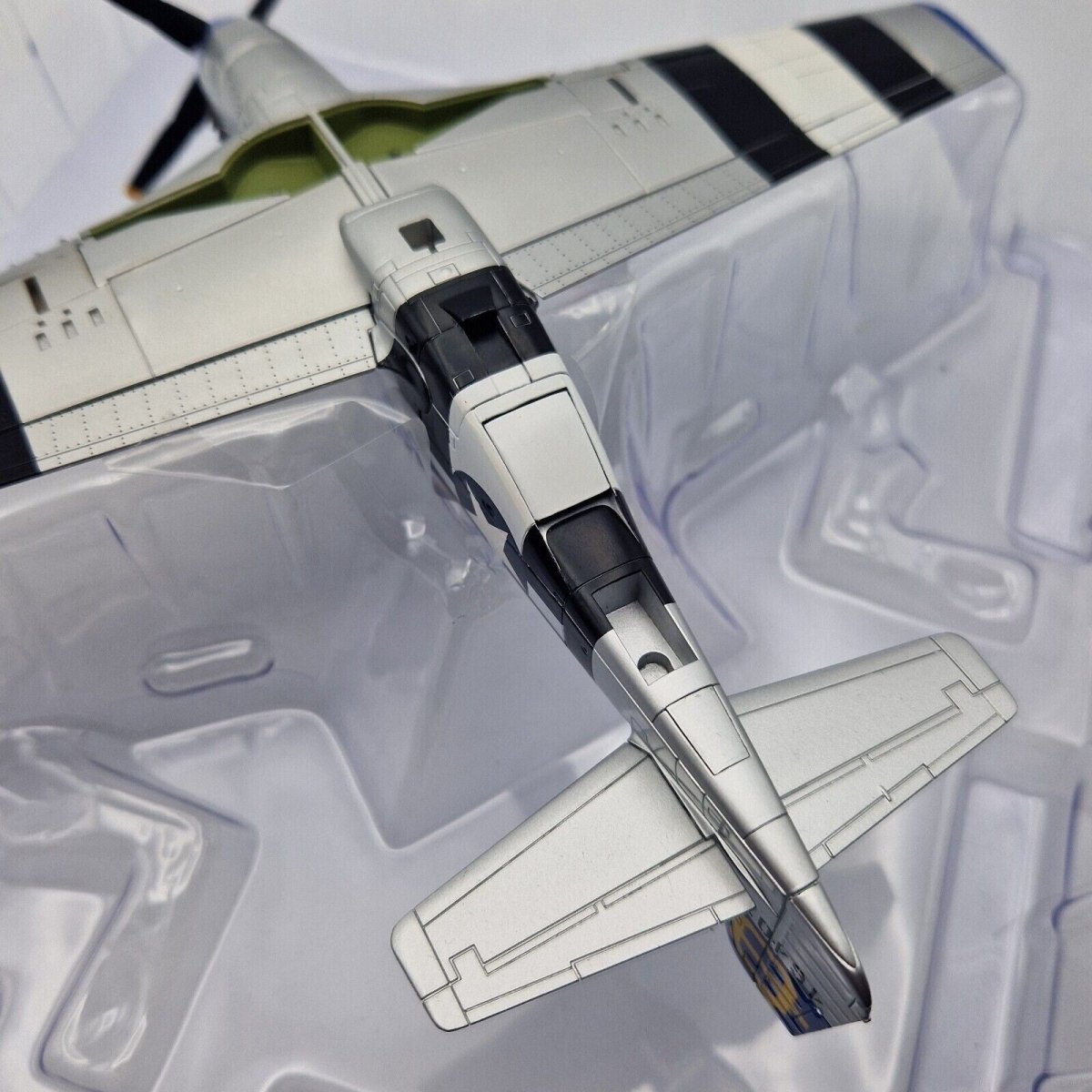 Hobby Master 1:48 P - 51D Mustang, Jumpin Jacques 1945, Diecast Model HA7740, Ex - display - Hobby Master