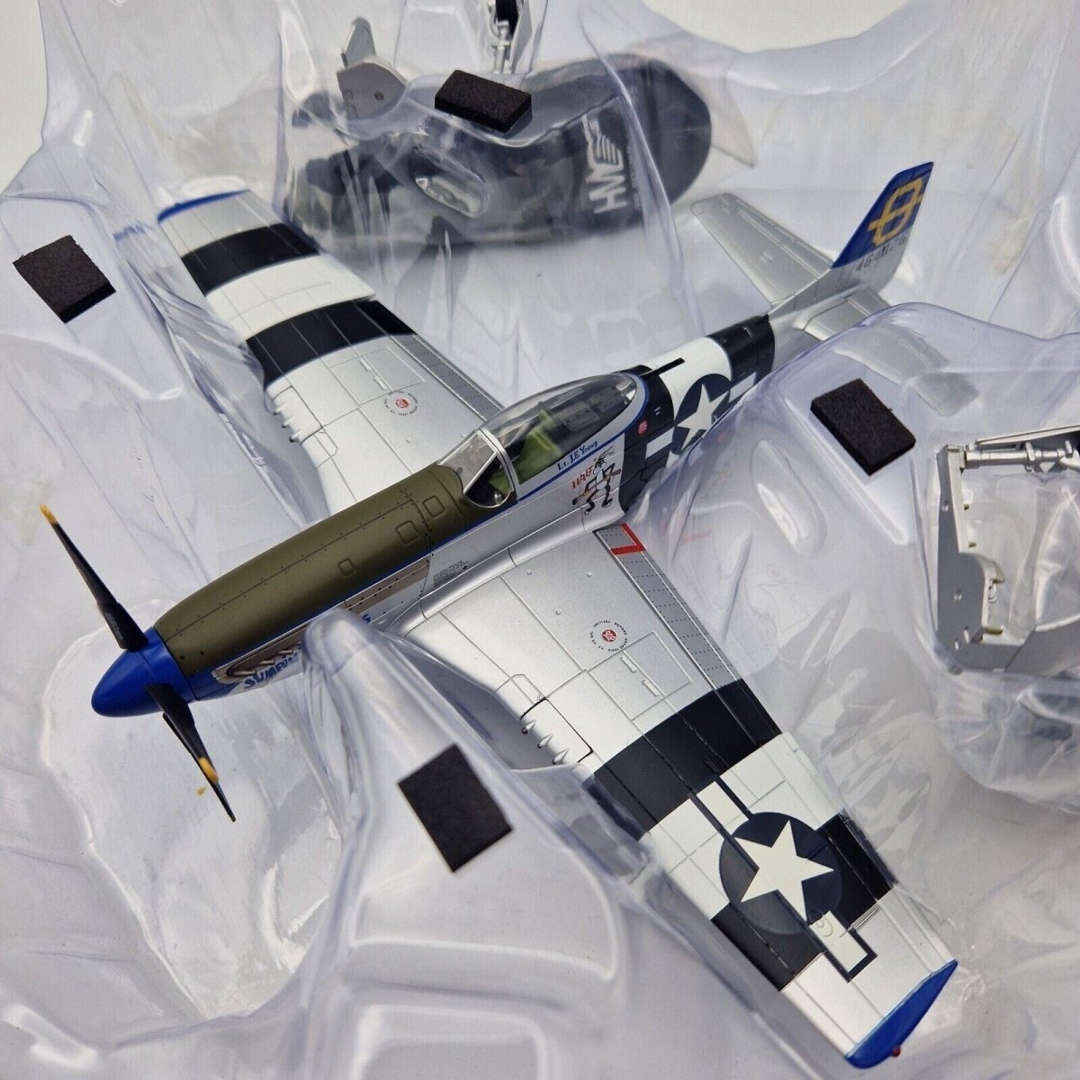 Hobby Master 1:48 P - 51D Mustang, Jumpin Jacques 1945, Diecast Model HA7740, Ex - display - Hobby Master