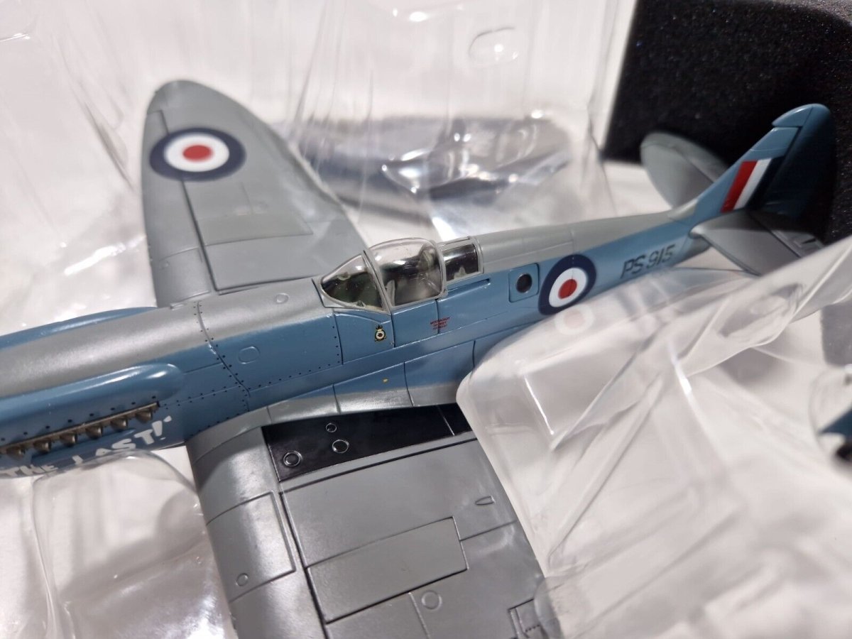 Hobby Master 1:48 Spitfire 541 Sqn RAF "The Last" Diecast HA7605 - Hobby Master