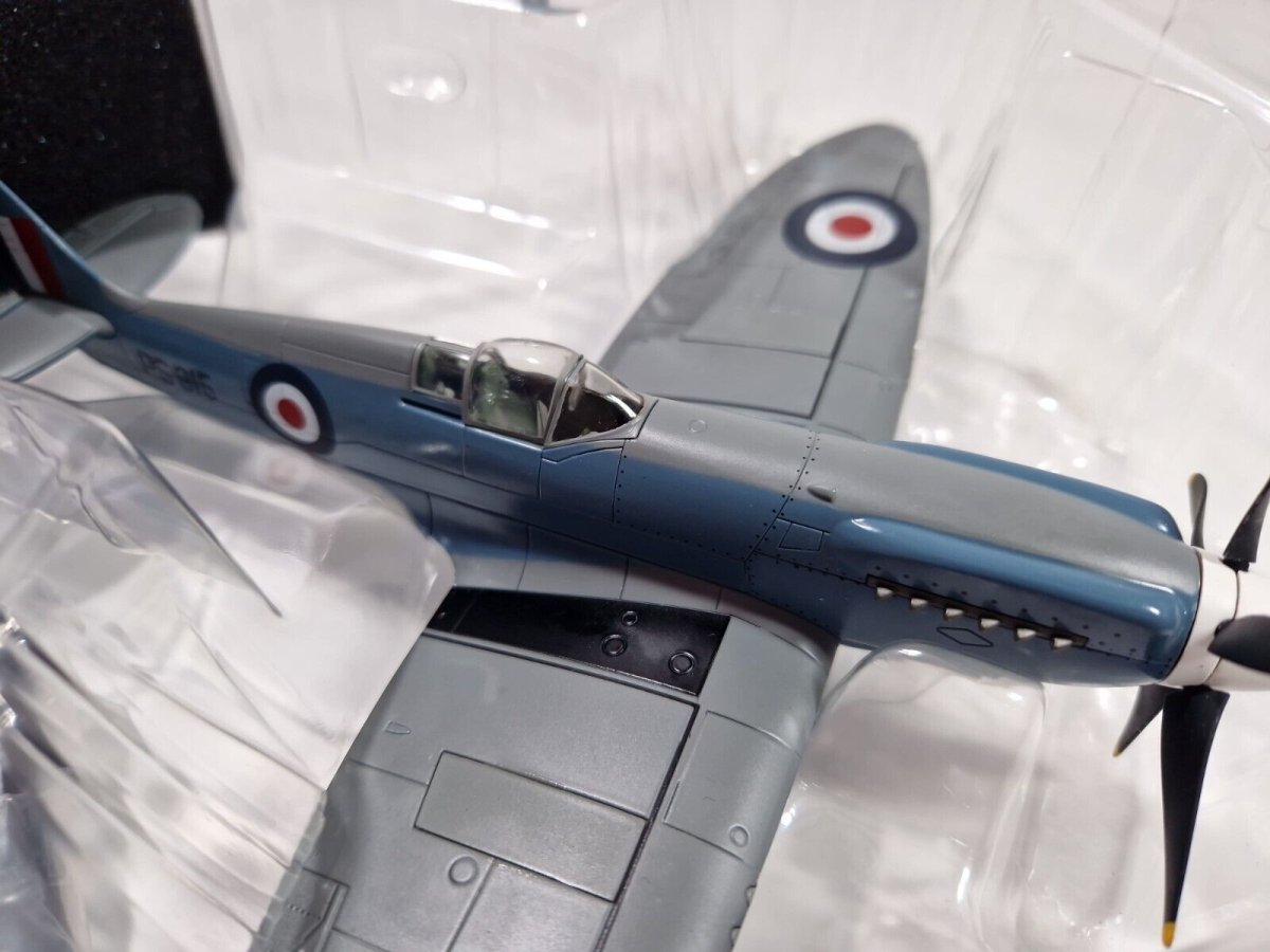 Hobby Master 1:48 Spitfire 541 Sqn RAF "The Last" Diecast HA7605 - Hobby Master