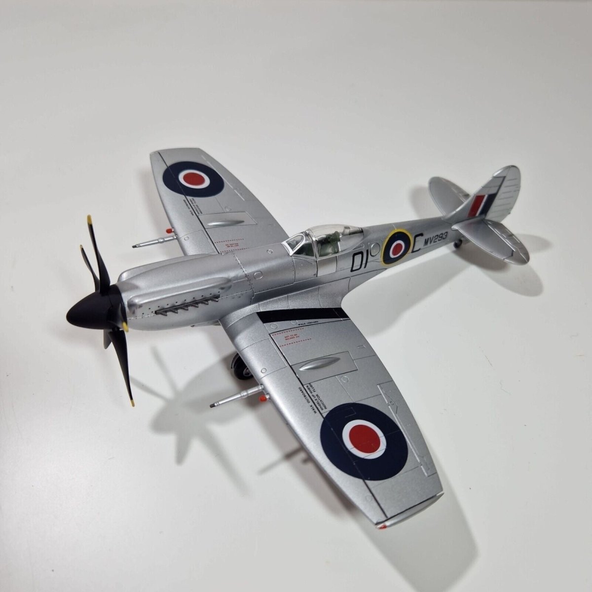 Hobby Master 1:48 Supermarine Spitfire XIV MV293 Limited Edition HA7107 - Hobby Master