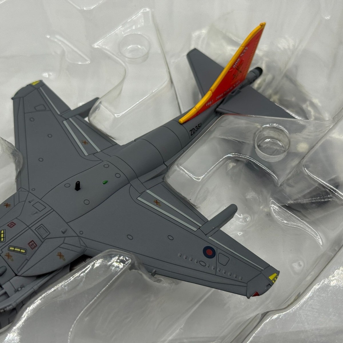 Hobby Master 1:72 AV - 8B Harrier II Plus, 800 NAS Disbandment Scheme, HA2612 - Hobby Master