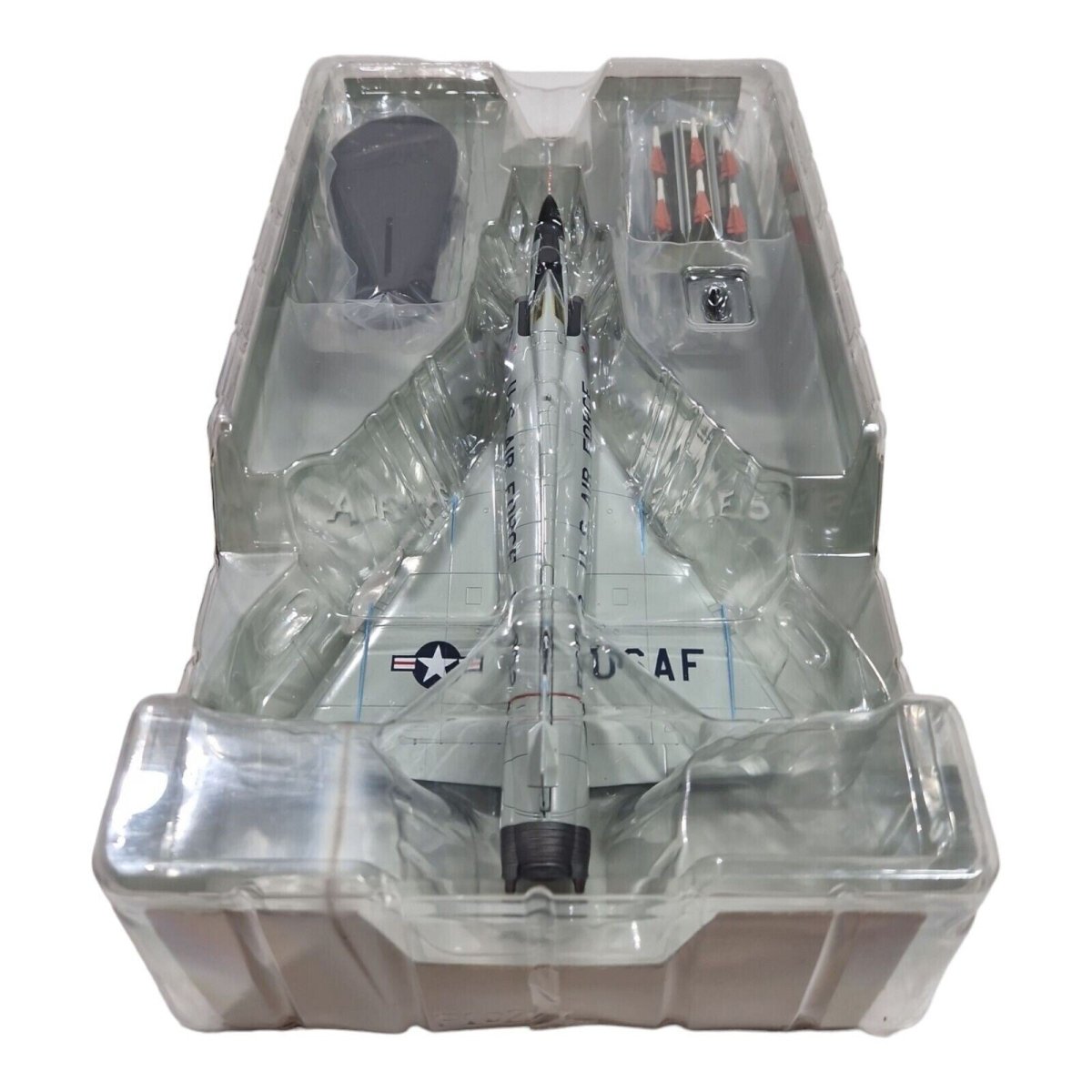 Hobby Master 1:72 Convair F - 102A Delta Dagger USAF 16th FIS, Naha AFB HA3111 - Hobby Master